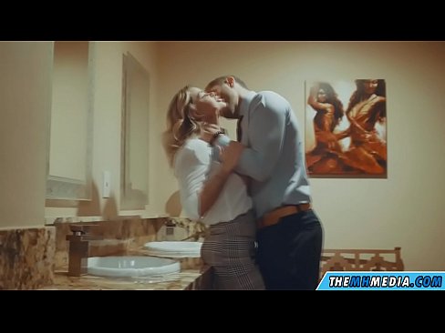 ❤️ When a busty blonde seduces you in a public restroom ️ Russian porn at en-us.josporn-com.ru ❌